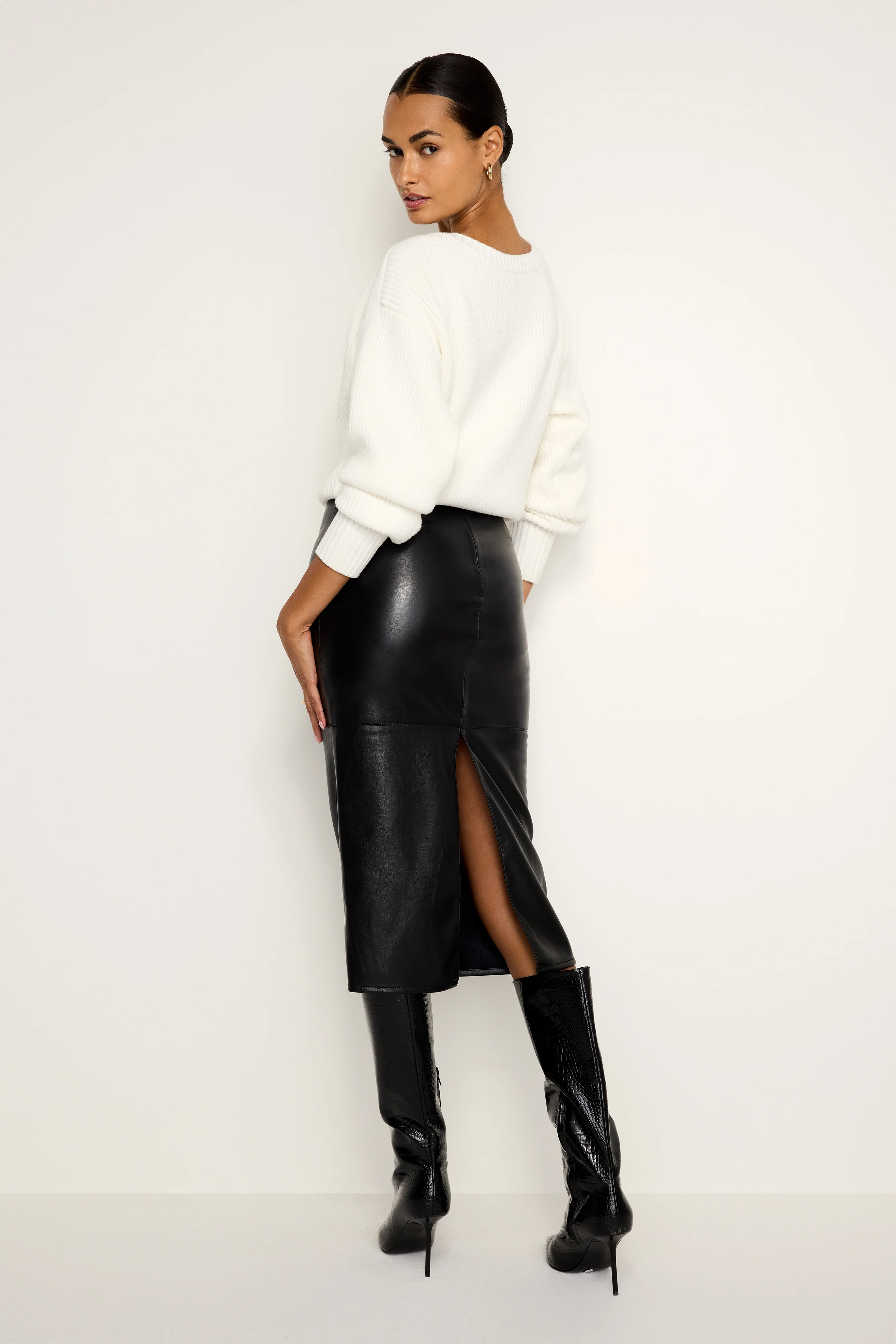 FAUX LEATHER MIDI SKIRT Black001