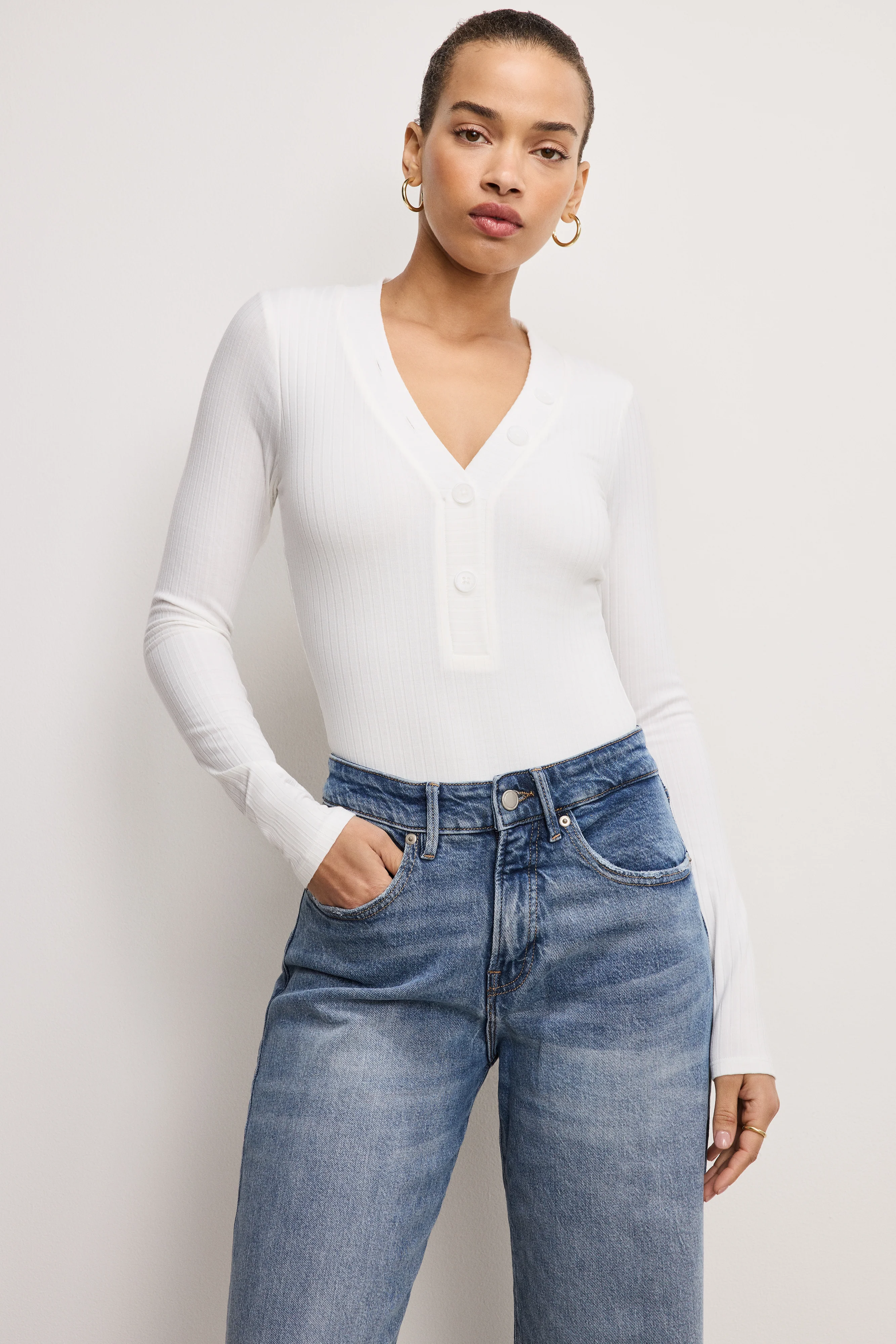 RIBBED HENLEY BODYSUIT Ivory001