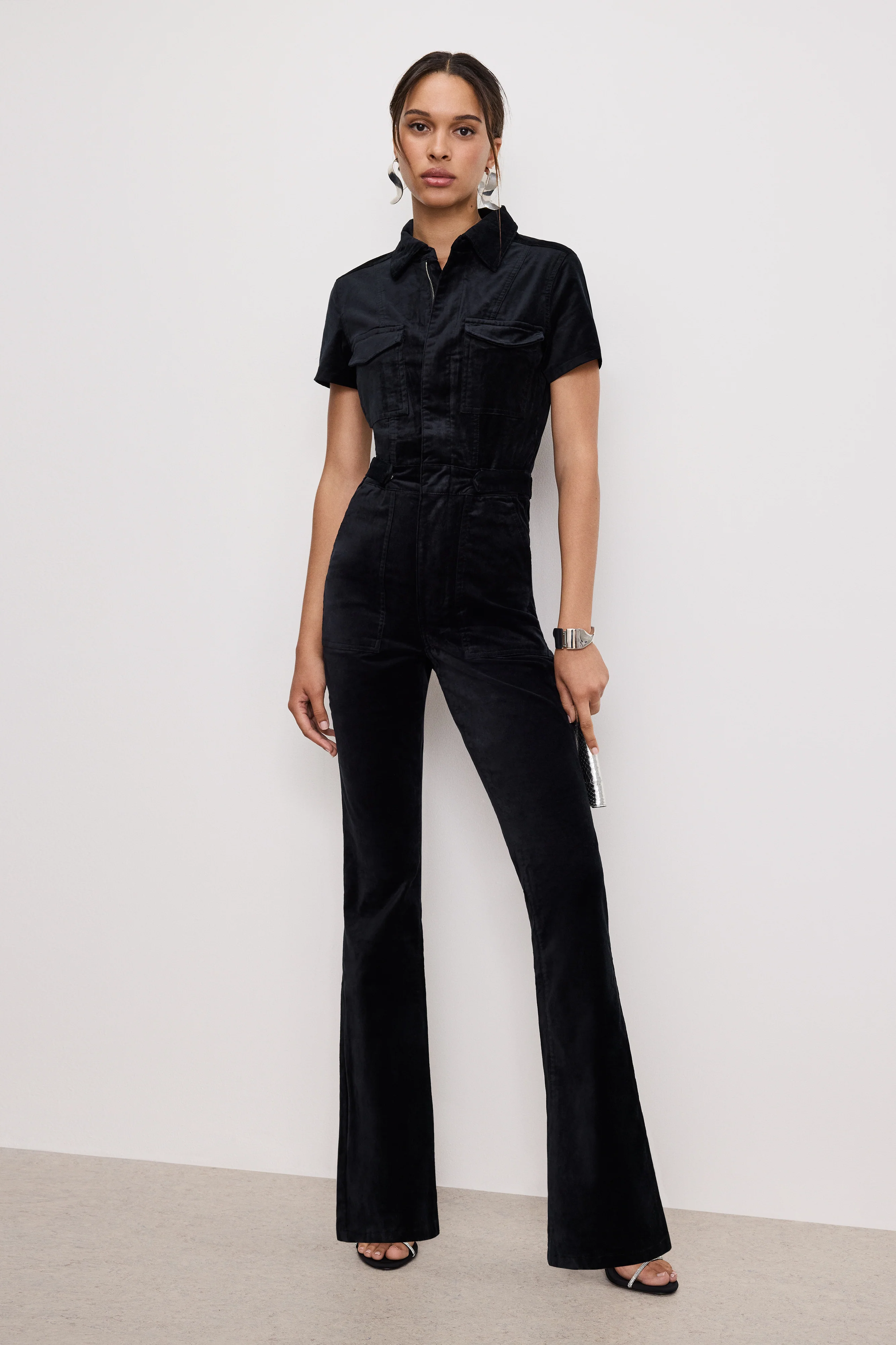FIT FOR SUCCESS VELVET BOOTCUT JUMPSUIT Black001