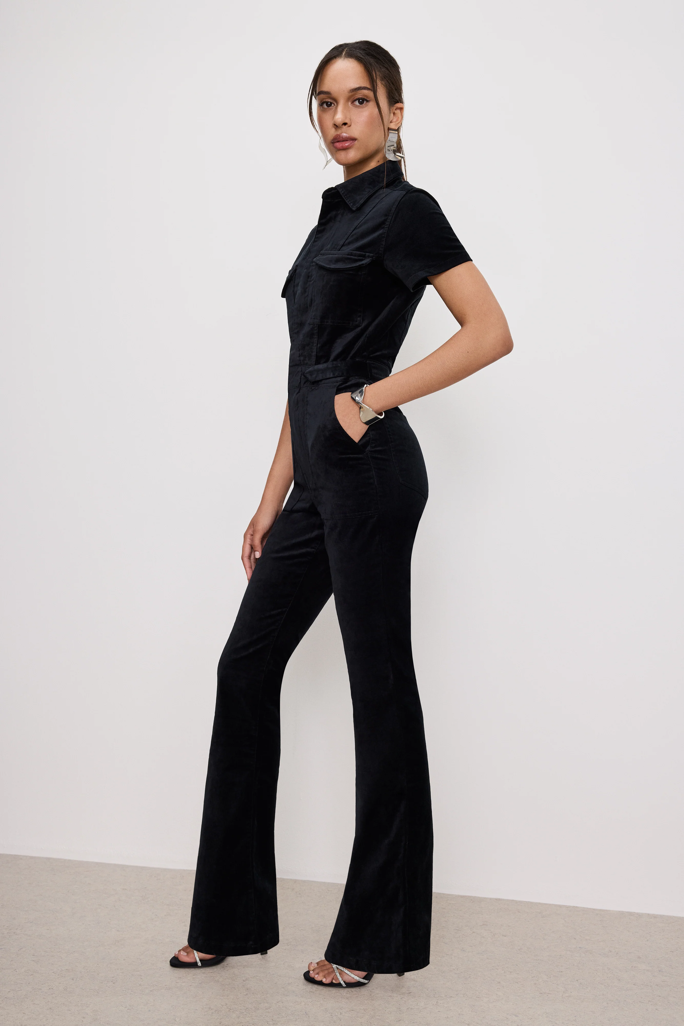 FIT FOR SUCCESS VELVET BOOTCUT JUMPSUIT Black001 4 FIT FOR SUCCESS VELVET BOOTCUT JUMPSUIT Black001