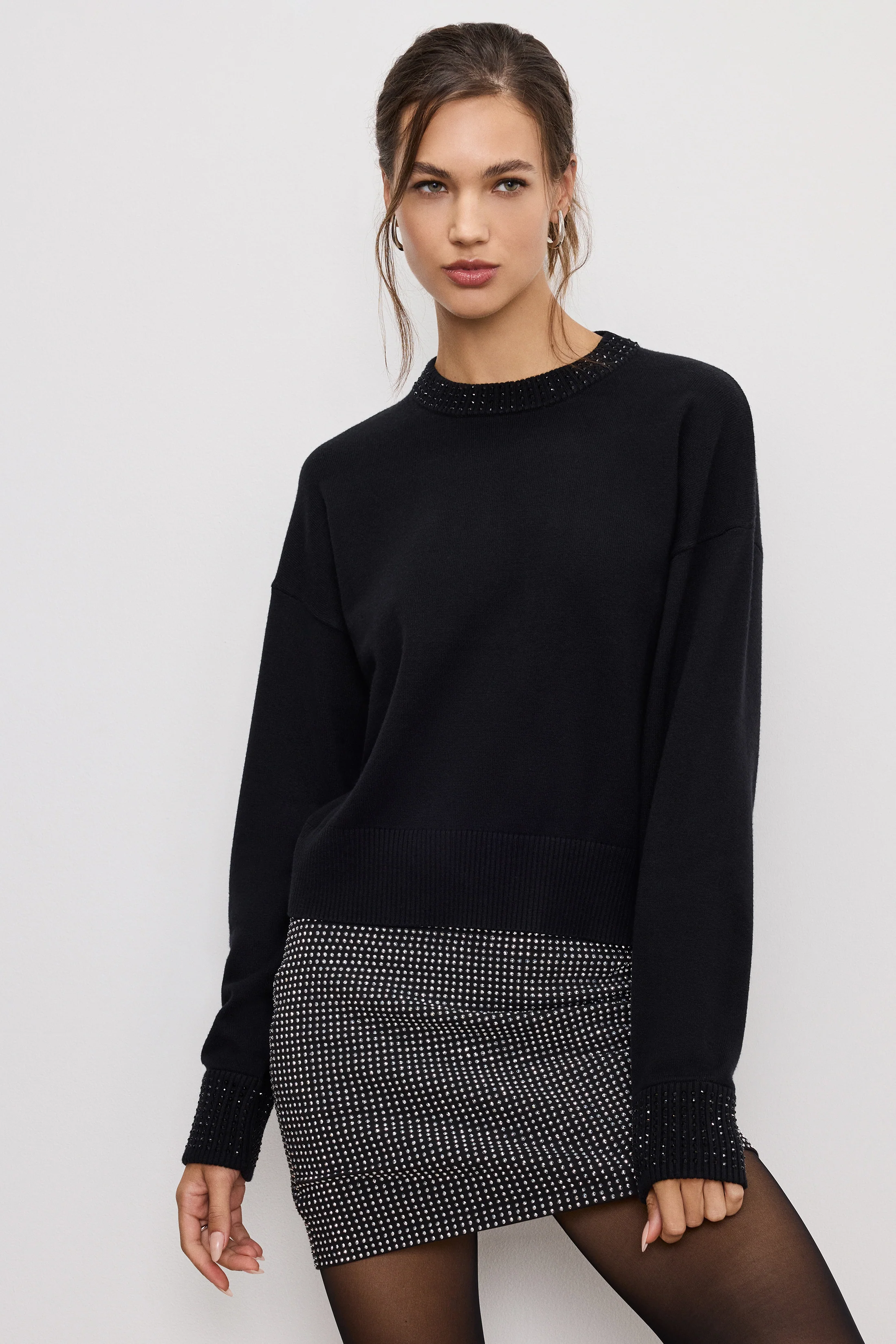 CRYSTAL CREWNECK SWEATER Black001