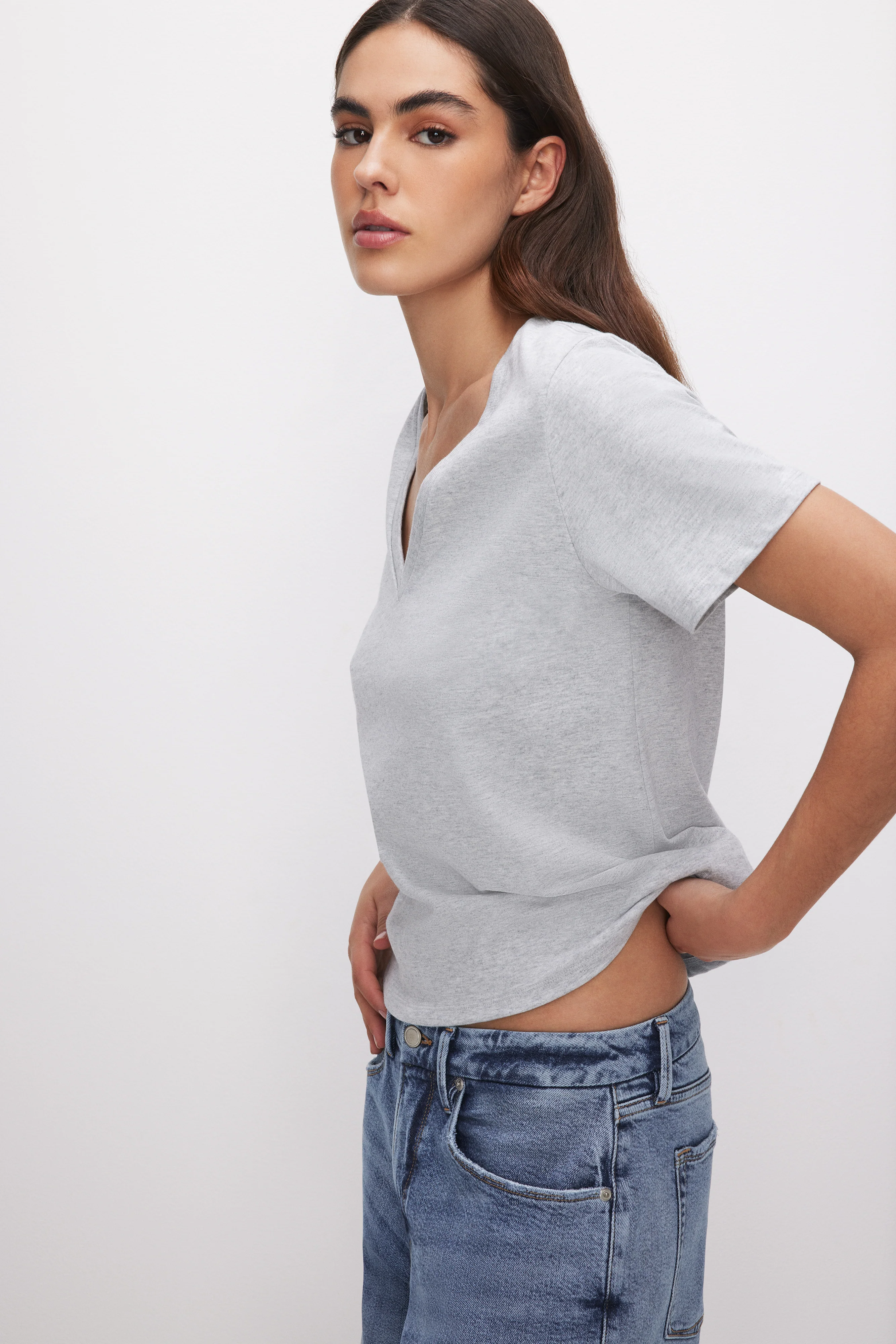 COTTON CLASSIC V-NECK TEE Heather grey001