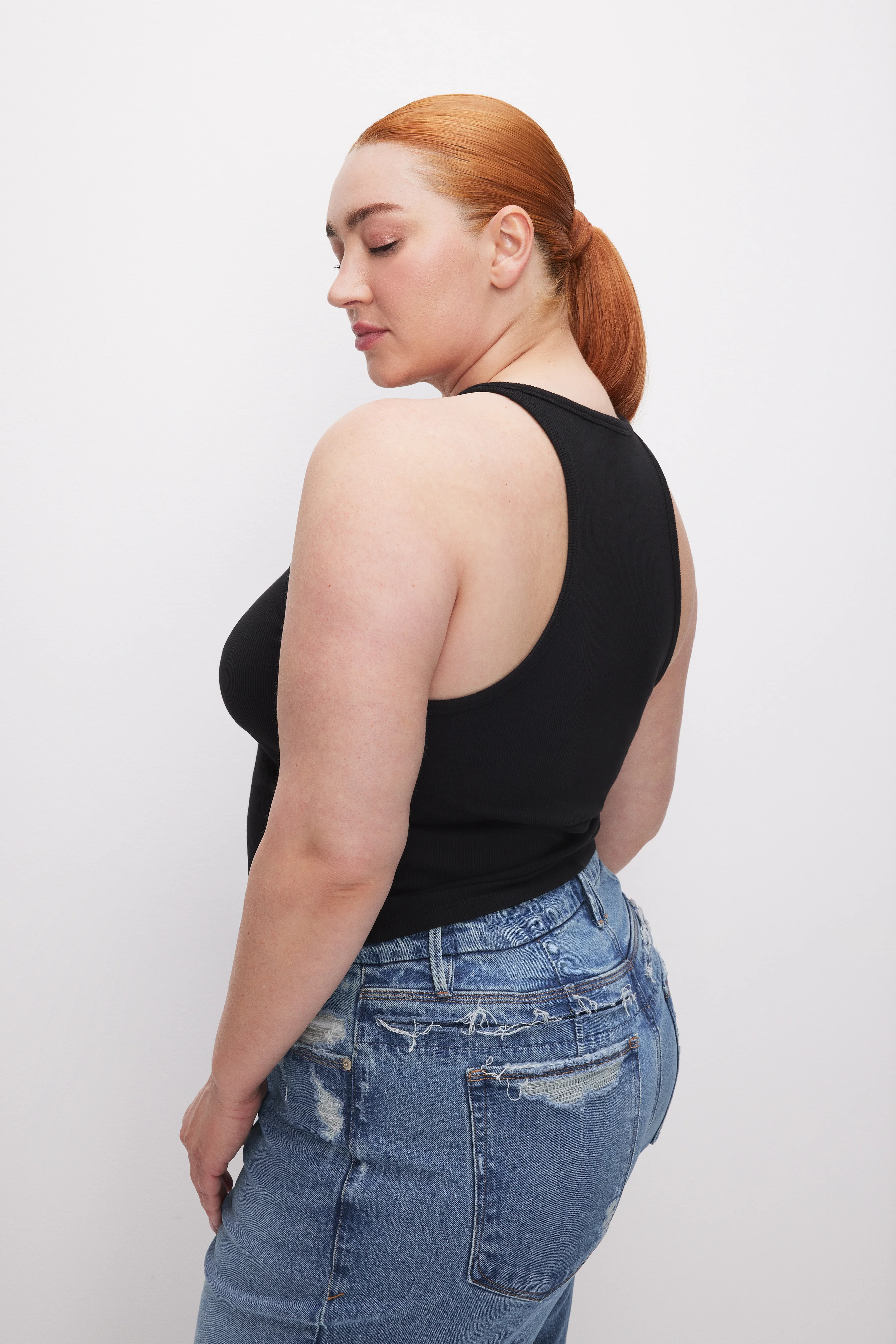 MICRO RIB CREWNECK TANK Black001 8 MICRO RIB CREWNECK TANK Black001