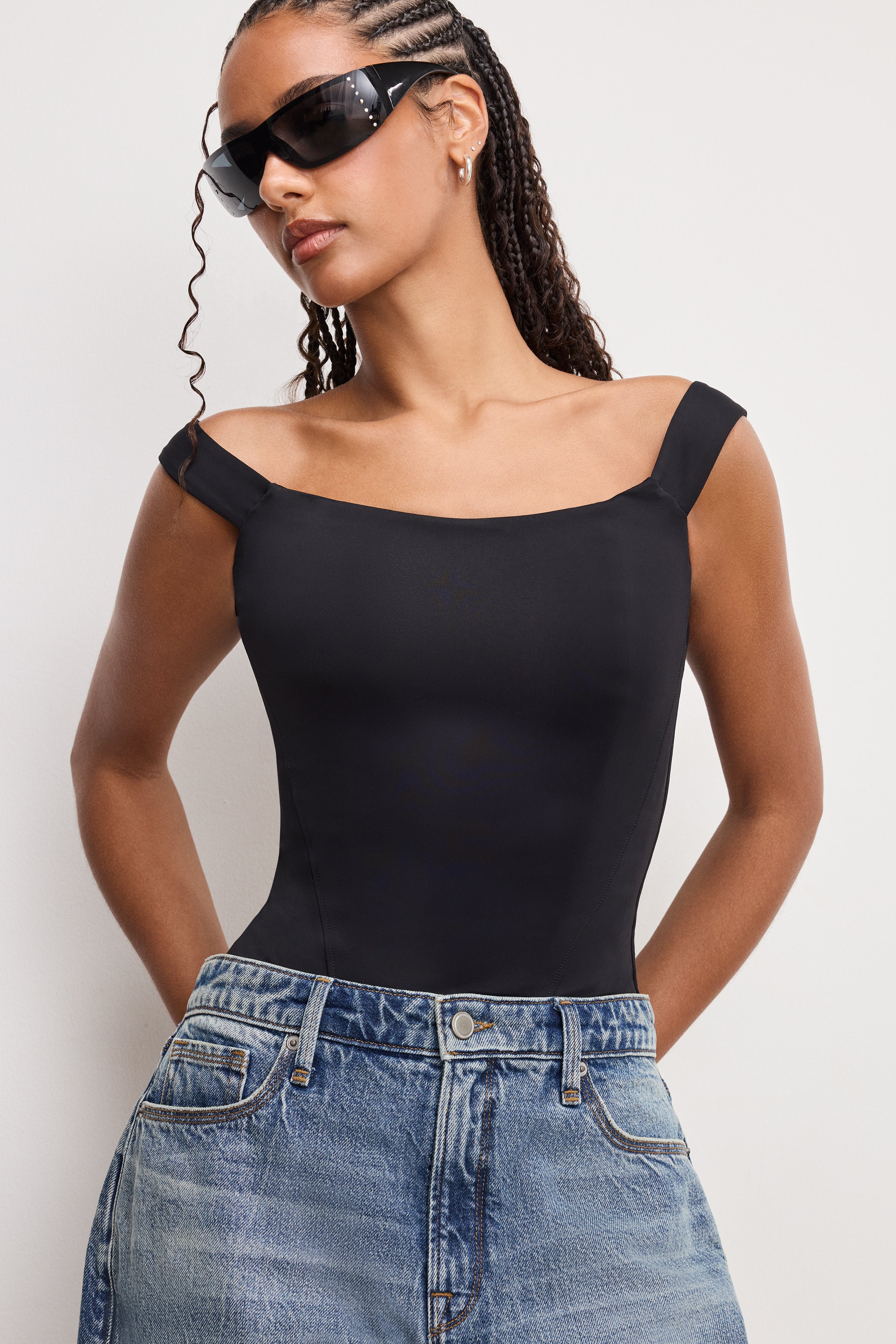 SCULPTING CORSET BODYSUIT Black001