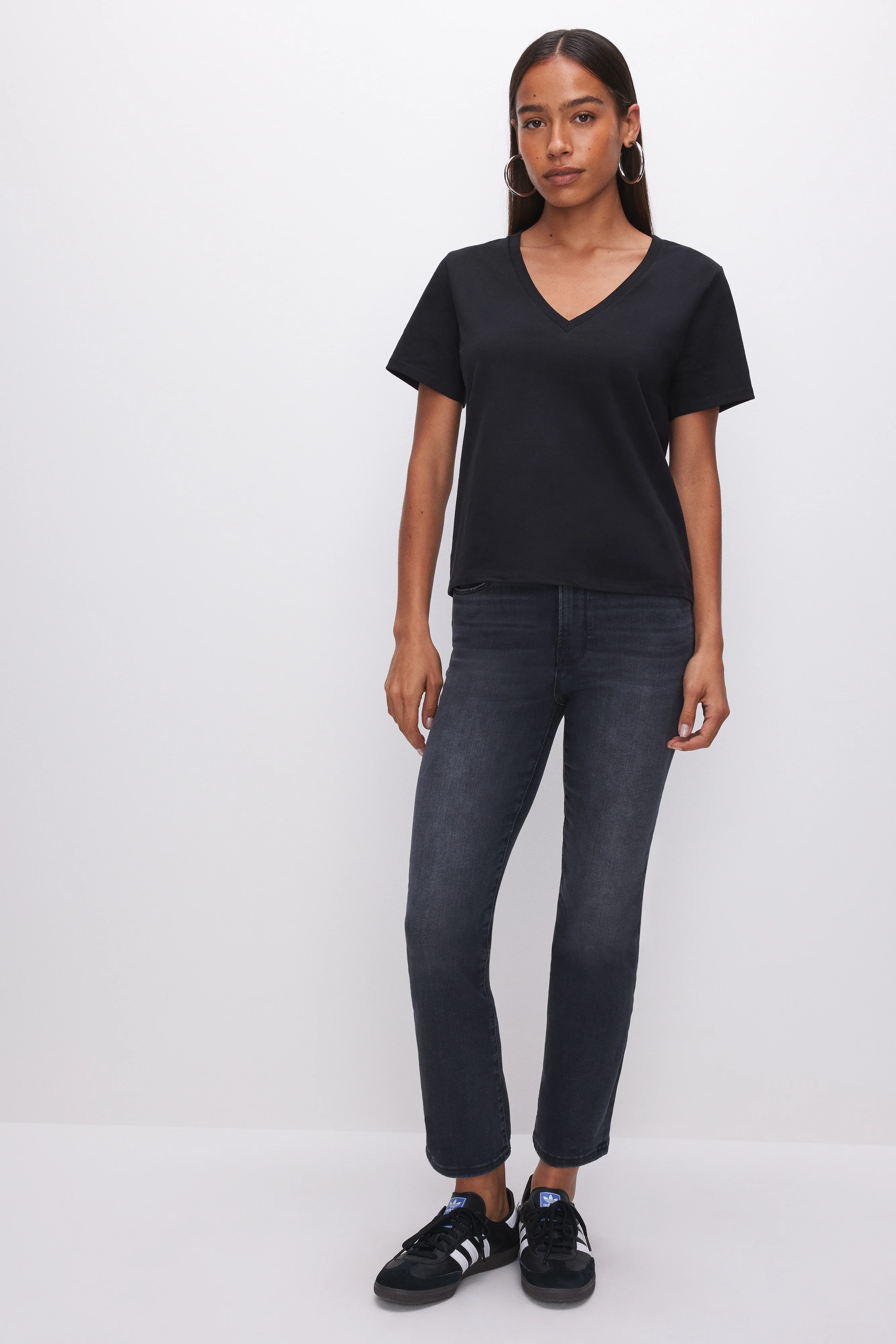 COTTON CLASSIC V-NECK TEE Black001 3 COTTON CLASSIC V-NECK TEE Black001