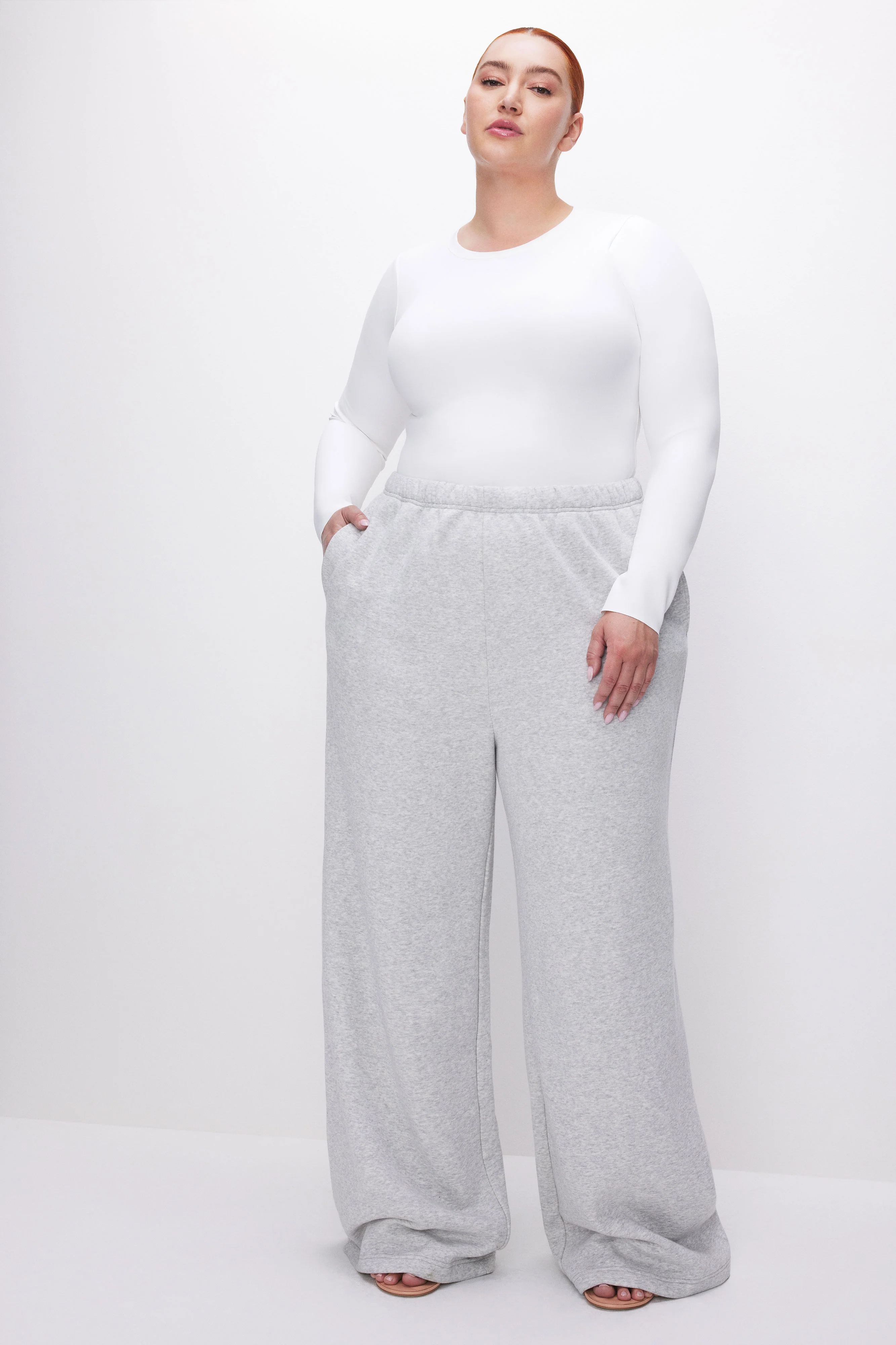 SCULPTING CREWNECK BODYSUIT White001 7 SCULPTING CREWNECK BODYSUIT White001