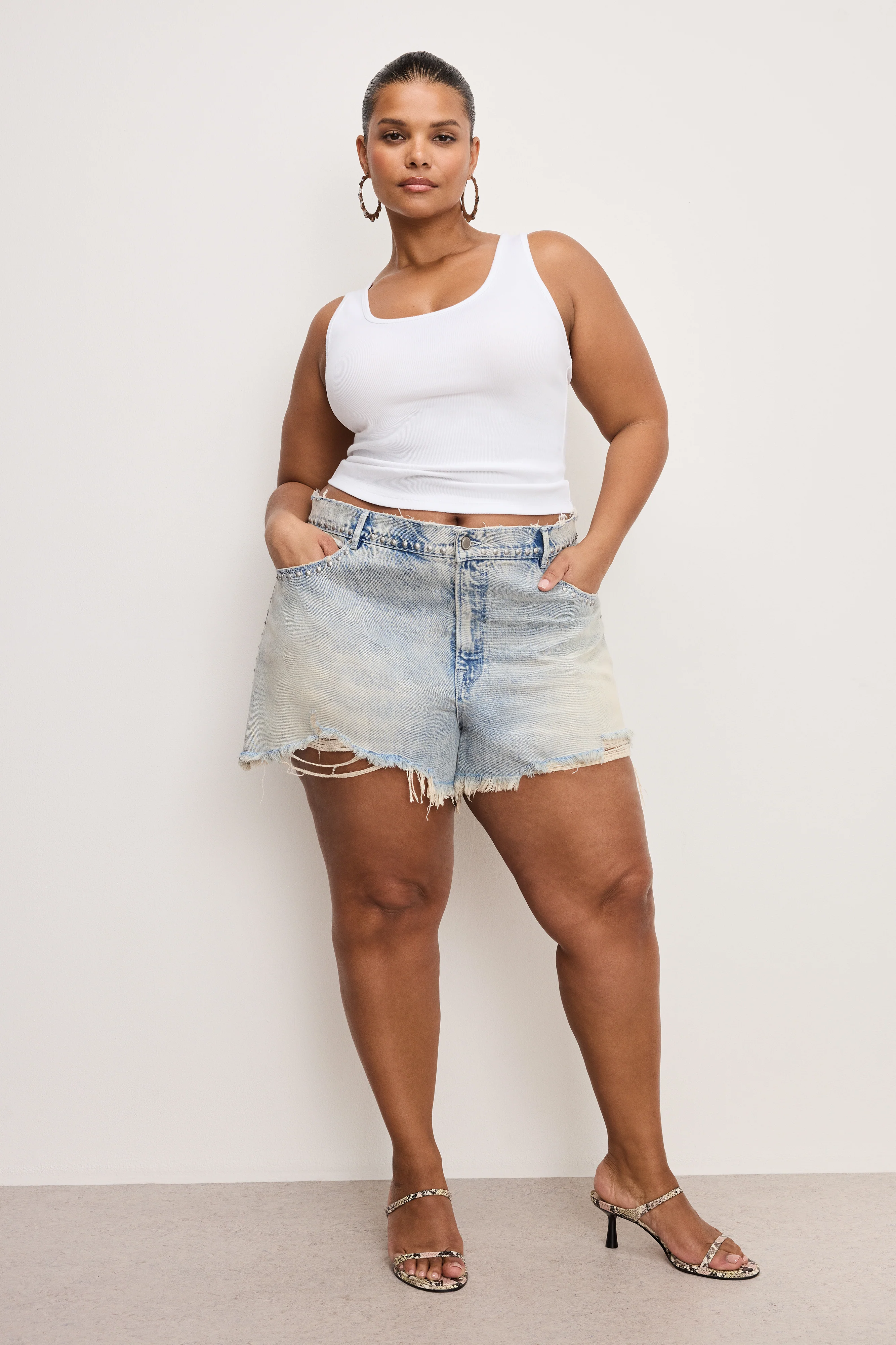 GOOD 90s STUDDED SHORTS Indigo784 12 GOOD 90s STUDDED SHORTS Indigo784