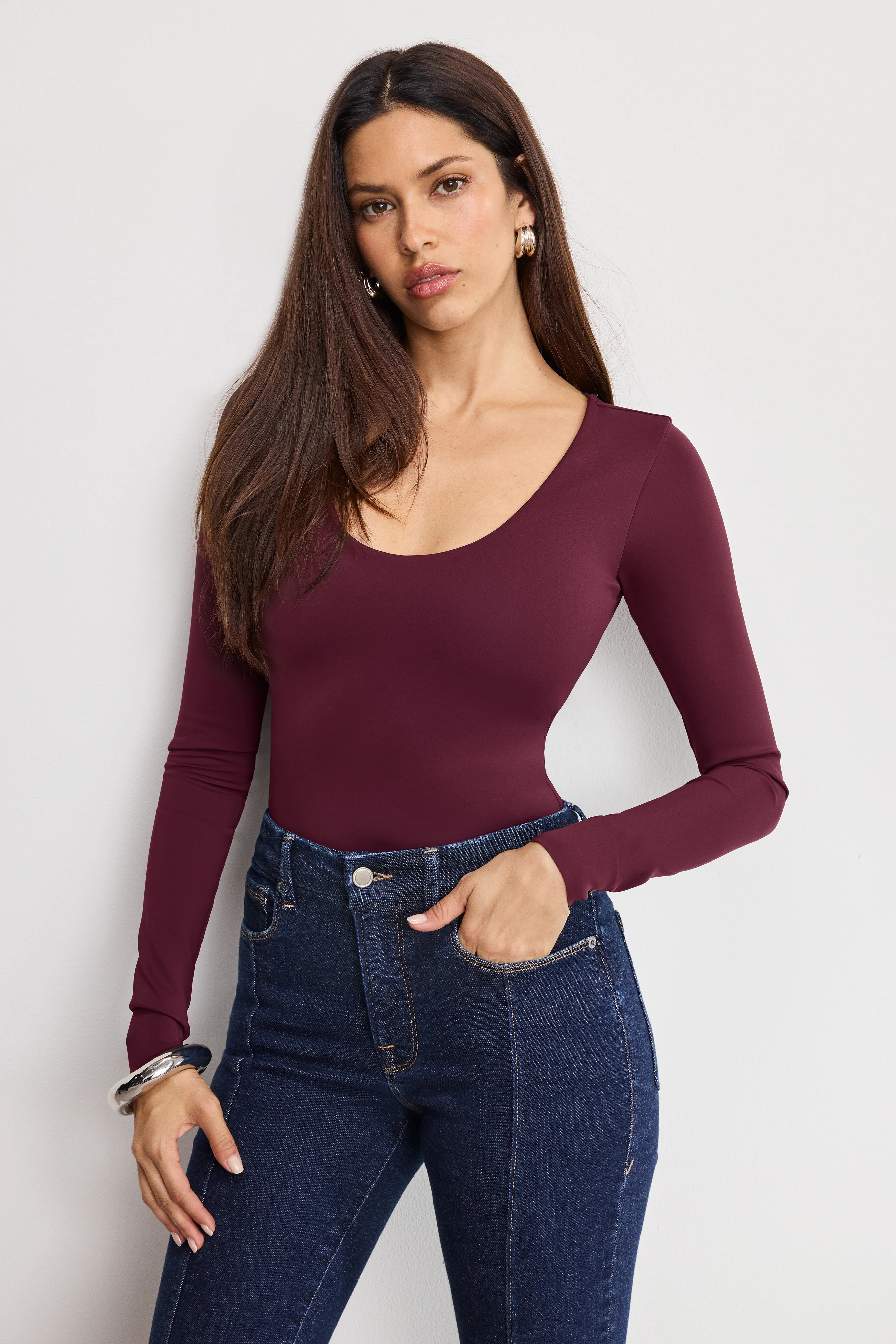 SCULPTING SCOOP NECK BODYSUIT Fig007