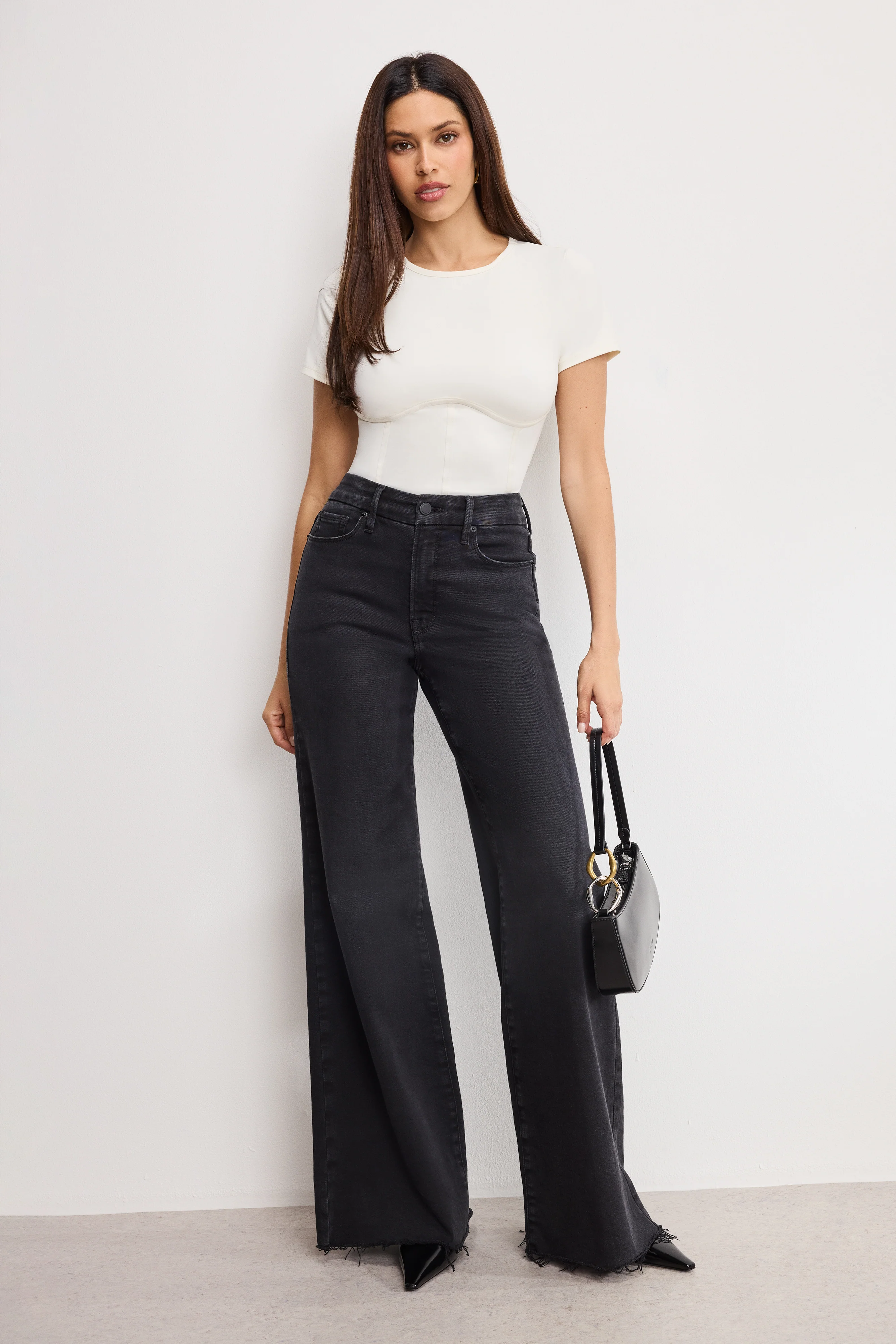 WEIGHTLESS SCULPTING CORSET BODYSUIT White001