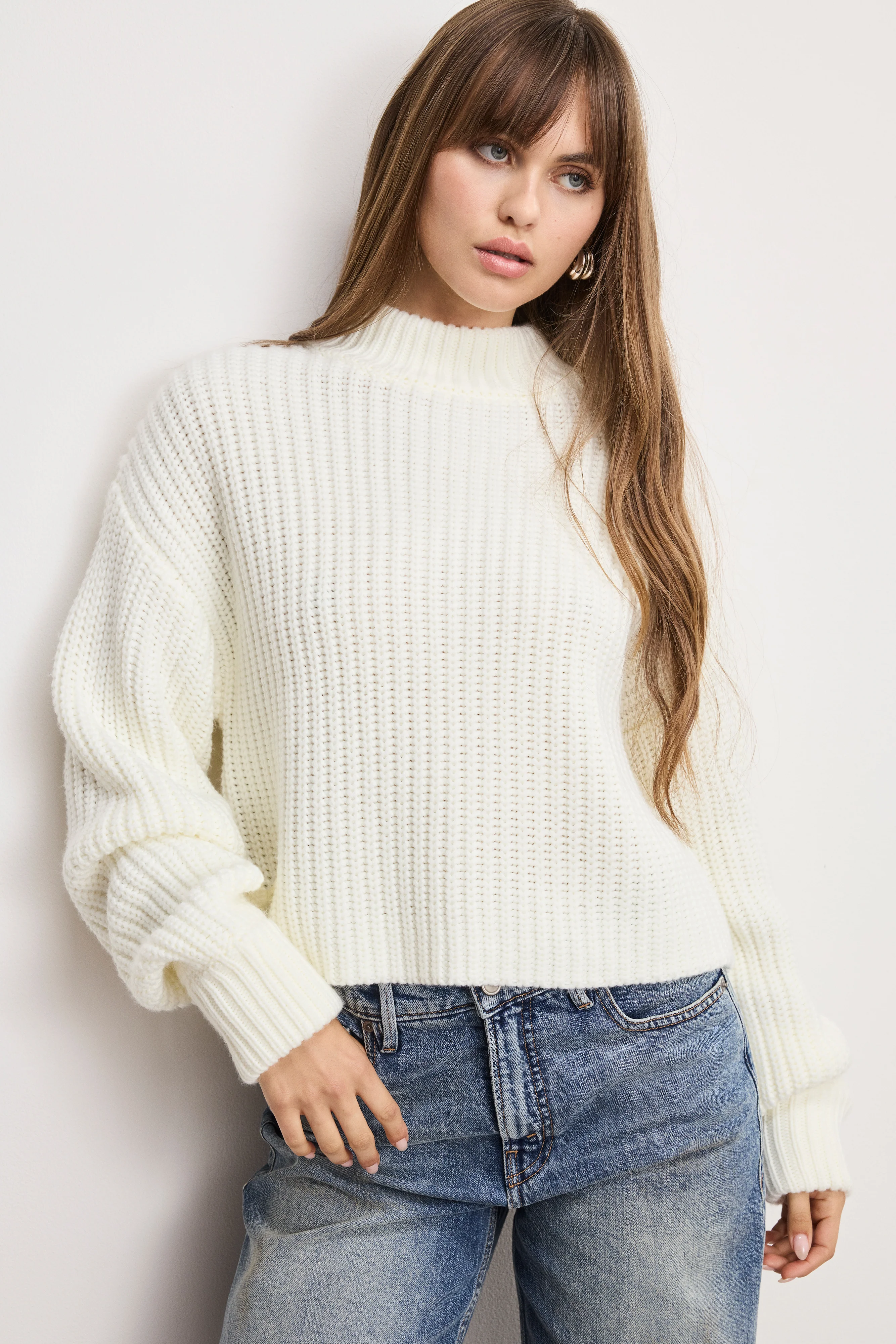 CHUNKY KNIT MOCK NECK SWEATER Ivory003