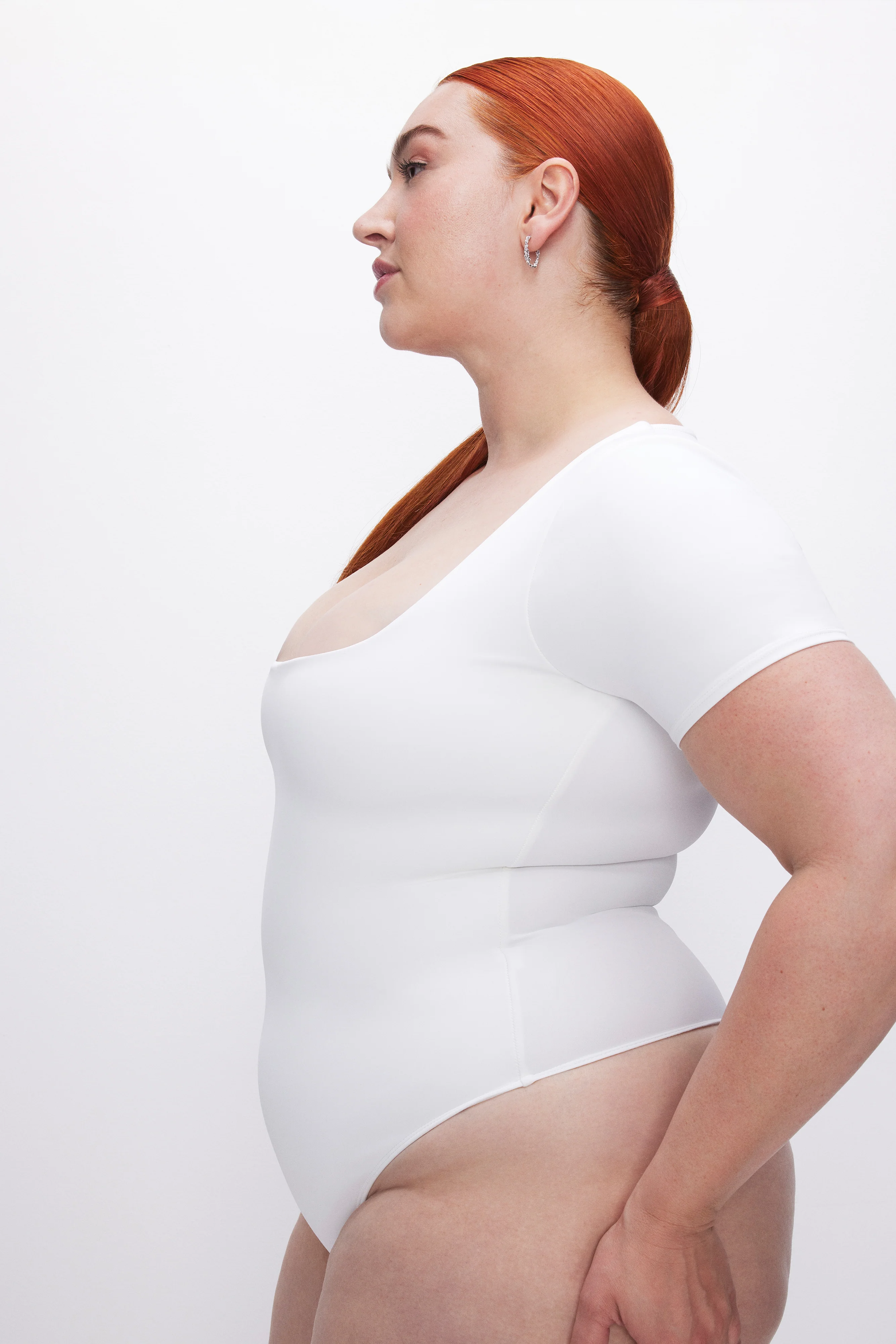 SCULPTING SQUARE NECK BODYSUIT White001 10 SCULPTING SQUARE NECK BODYSUIT White001