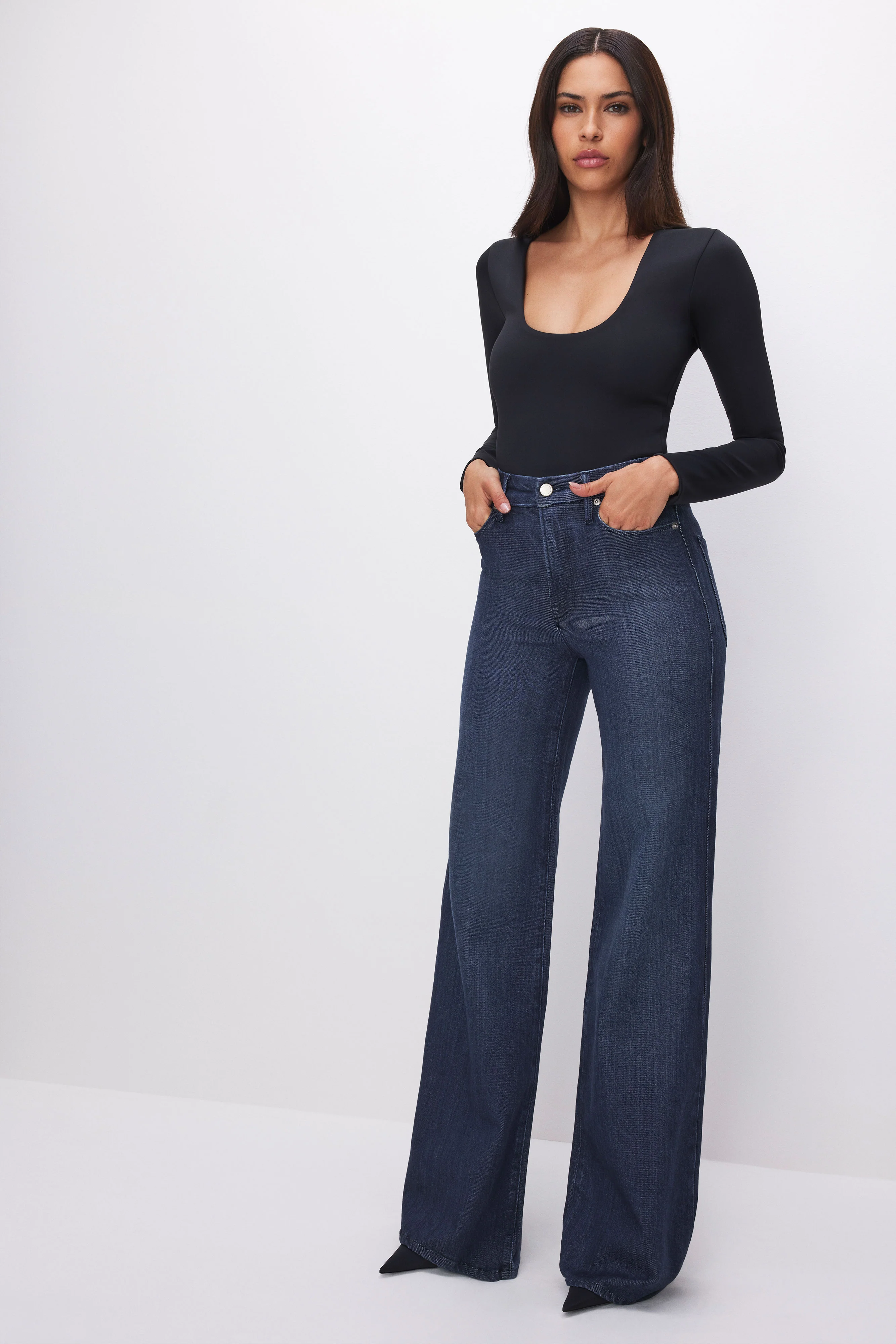 SCULPTING SCOOP NECK BODYSUIT Black001