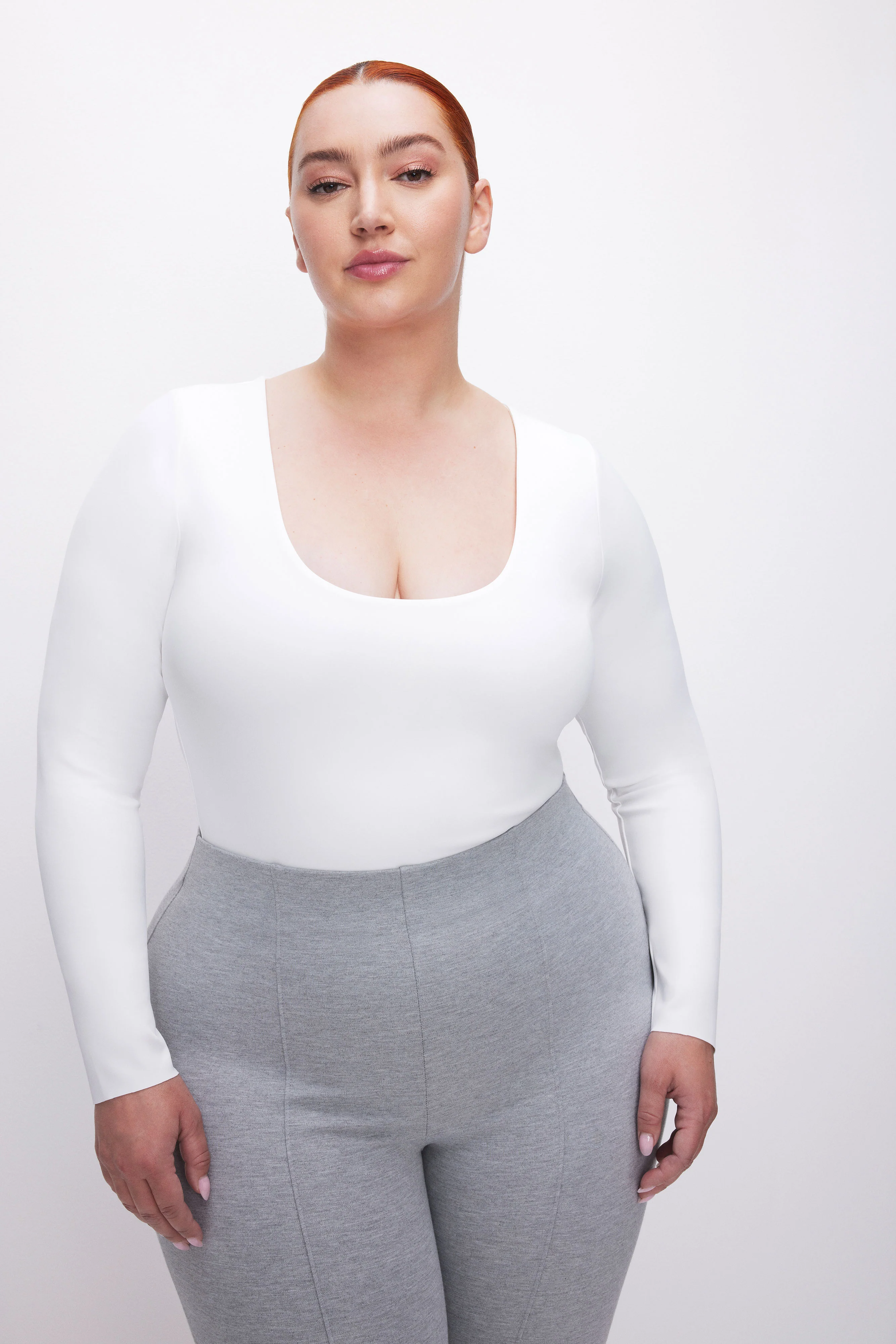 SCULPTING SCOOP NECK BODYSUIT White001